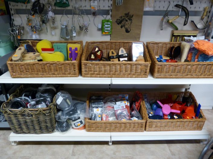 Reitzubehör bei Holzner Pferdefutter